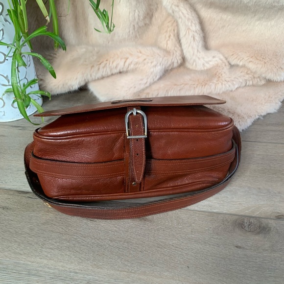 HP🌟Rare Vintage Celine saddle bag - Picture 4 of 15